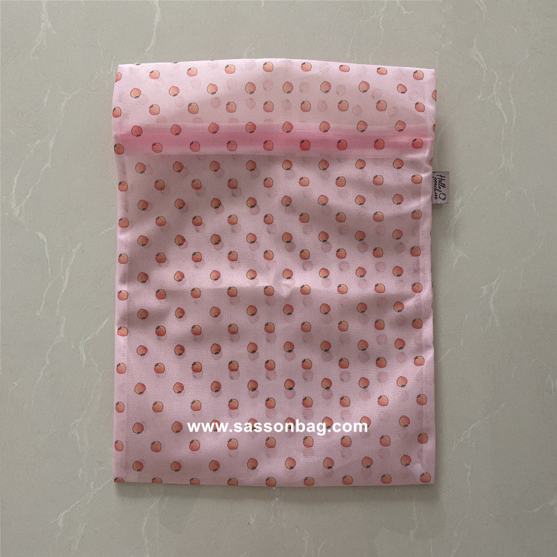 Peach Printing Zippered Mesh Laundry Bag
