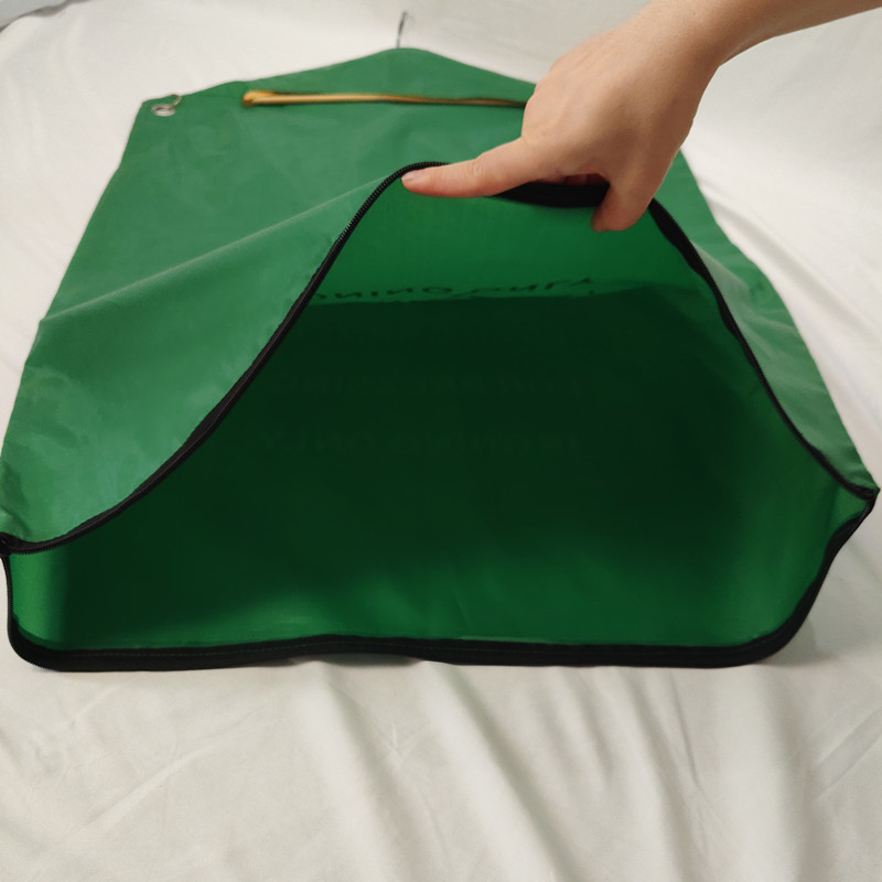 43'' Green Polyester Garment Bag