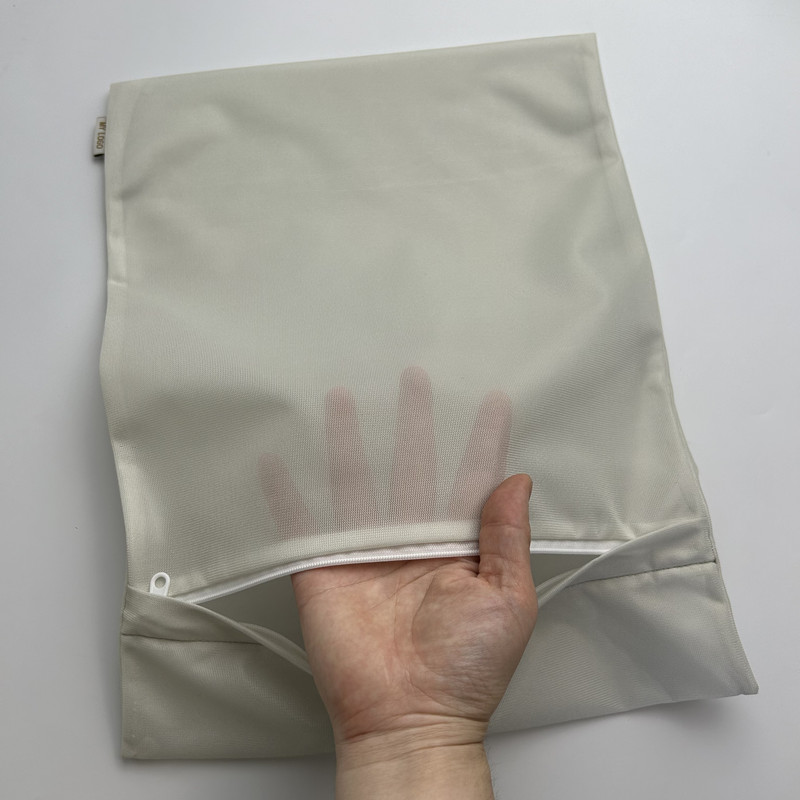 Washbag with Zipper Cover