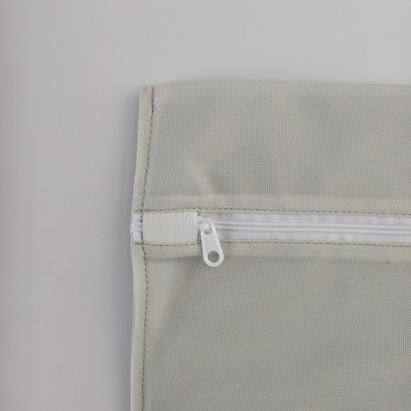 Mesh Laundry Bag with Zipper Cover