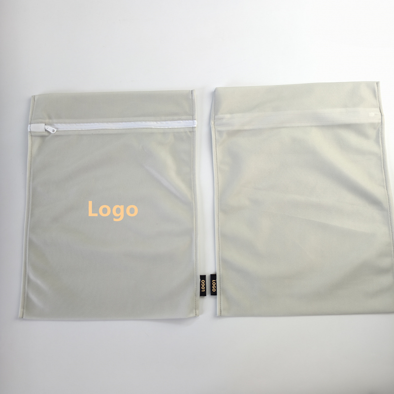 Mesh Laundry Bag with Zipper Cover